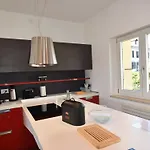 Apartament In A Prime Location On Maggiore