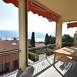 In A Prime Location On Maggiore Verbania