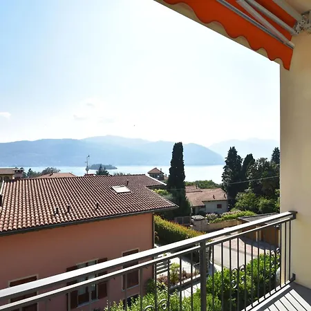 Holiday home Close To The Lake, With Panoramic Balconies *