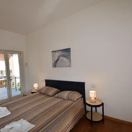 In A Prime Location On Maggiore Verbania