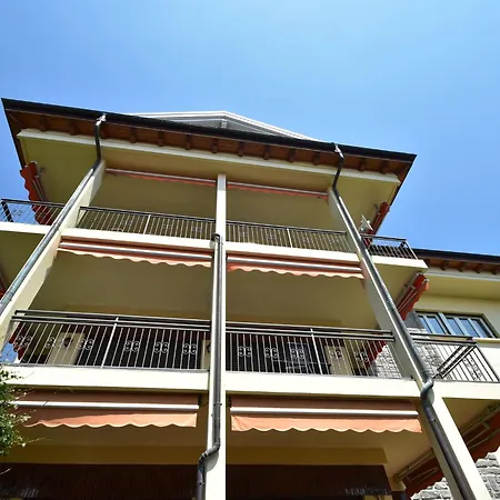 Close To The Lake, With Panoramic Balconies Holiday home