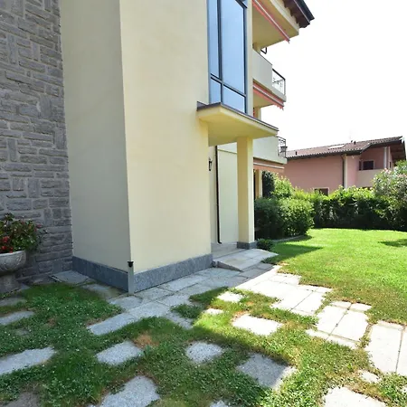 Apartament In A Prime Location On Maggiore