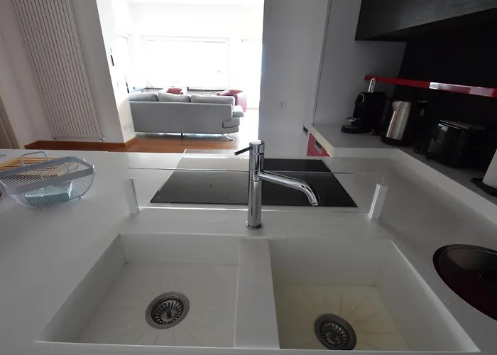 In A Prime Location On Maggiore Apartmán