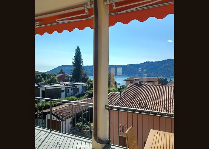 In A Prime Location On Maggiore Appartement *